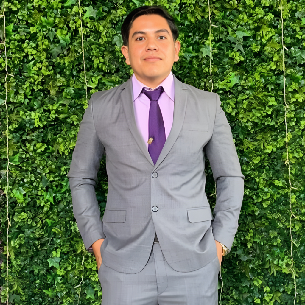 ERNESTO ISLAS GOMEZ